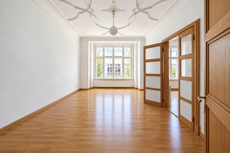 4 Zi-Whg in Alt-Moabit im VH 2. OG mit Balkon — photo 1